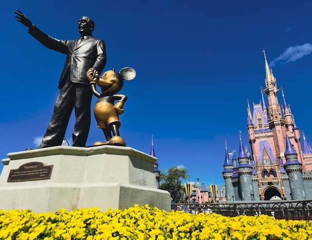 Statue of Walt Disney & Mickey
