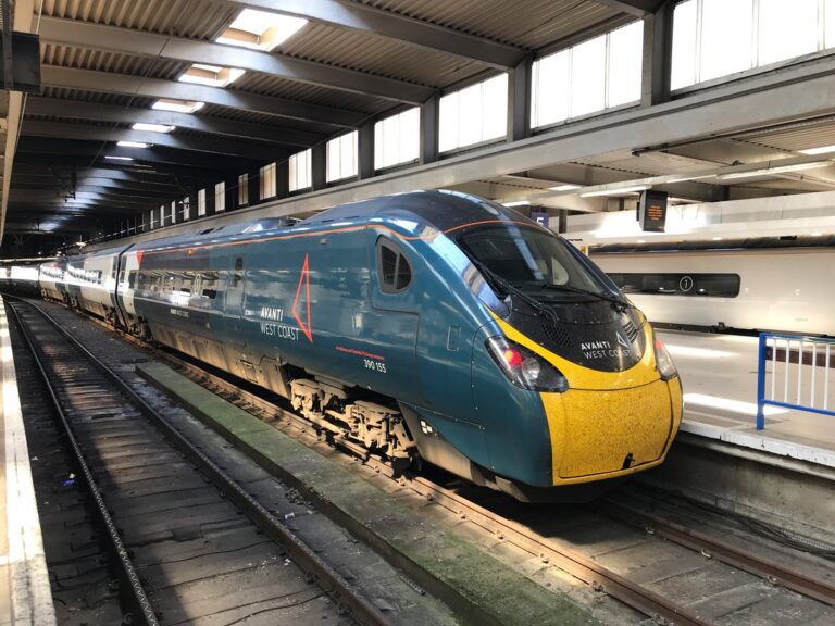 Avanti Pendelino at Euston Station