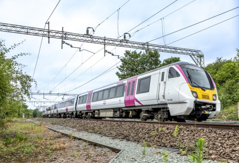 c2c class 720 train