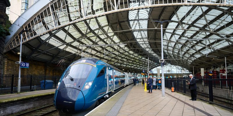 Avanto Evero train